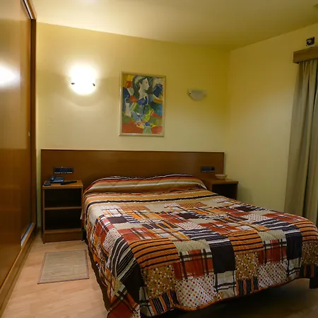 Hotel Esplugues 2*