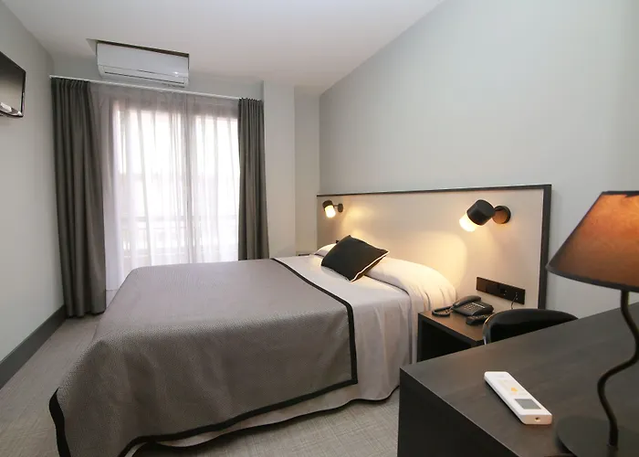 Hotel Esplugues Esplugues de Llobregat